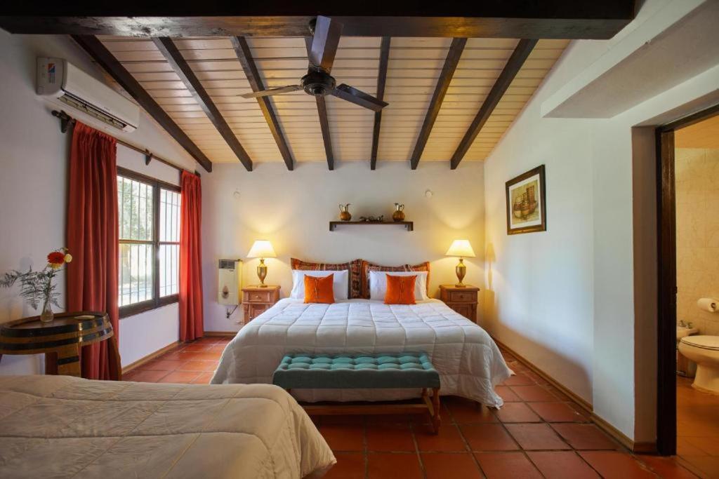 Posada La Celia Eugenio Bustos Buitenkant foto